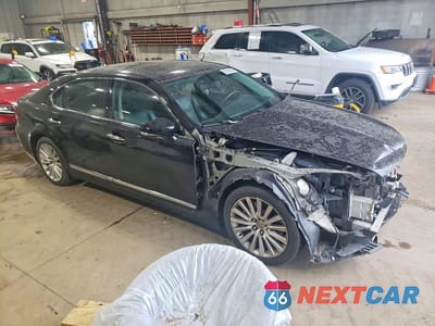 Czwarte zdjęcie samochodu z boku: 2014 LEXUS LS 460L VIN:JTHDL5EF8E5006141 - miniatura