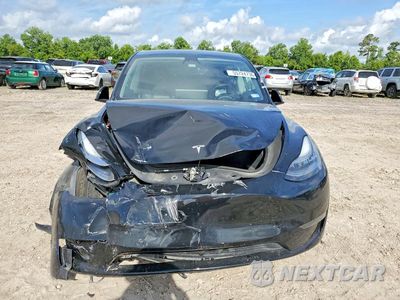 Piąte zdjęcie samochodu w środku: 2023 TESLA MODEL Y VIN:7SAYGDEE3PA042250 - miniatura