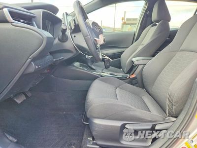 Zdjęcie 7 z 13 samochodu: 2019 TOYOTA COROLLA HATCHBACK SE VIN:JTNK4RBE3K3060667 - miniatura