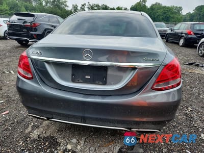 Zdjęcie 6 z 12 samochodu: 2017 MERCEDES-BENZ C 300 4MATIC VIN:55SWF4KB5HU220728 - miniatura