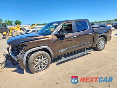 2024 TOYOTA TUNDRA 1794 EDITION HV 5TFMC5DB7RX048701 - główne zdjęcie licytacji z USA - miniatura