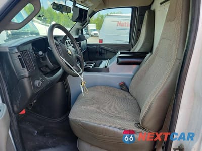 Zdjęcie 7 z 12 samochodu: 2018 CHEVROLET EXPRESS BOX TRUCK VIN:1HA6GVCG1JN001590 - miniatura