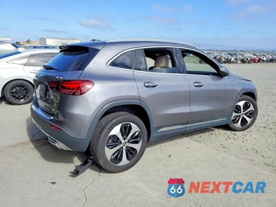 Trzecie zdjęcie samochodu z tyłu: 2025 MERCEDES-BENZ GLA 250 4MATIC VIN:W1N4N4HB4SJ736087 - miniatura