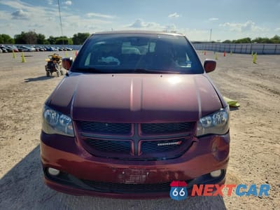 Piąte zdjęcie samochodu w środku: 2018 DODGE GRAND CARAVAN GT VIN:2C4RDGEG8JR195461 - miniatura