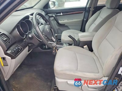 Zdjęcie 7 z 12 samochodu: 2011 KIA SORENTO VIN:5XYKT3A1XBG148713 - miniatura