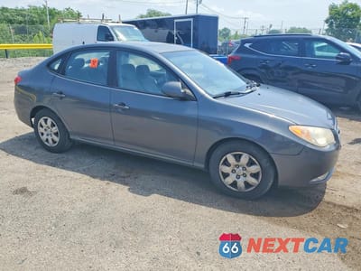 Czwarte zdjęcie samochodu z boku: 2007 HYUNDAI ELANTRA GLS VIN:KMHDU46D67U157652 - miniatura