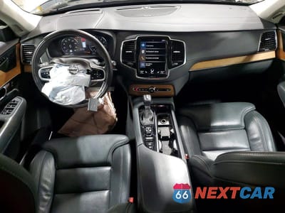 Zdjęcie 8 z 14 samochodu: 2020 VOLVO XC90 T6 INSCRIPTION VIN:YV4A22PLXL1586339 - miniatura