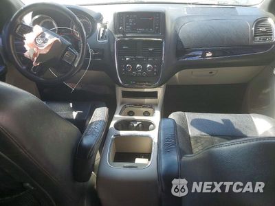 Zdjęcie 8 z 12 samochodu: 2017 DODGE GRAND CARAVAN SXT VIN:2C4RDGCG2HR865213 - miniatura