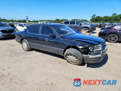 Czwarte zdjęcie samochodu z boku: 1996 LEXUS LS 400 VIN:JT8BH22F4T0058632 - miniatura