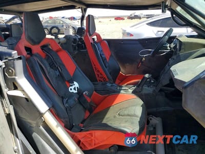Piąte zdjęcie samochodu w środku: 2021 CAN-AM MAVERICK X3 UTILITY VEHICLE VIN:3JBVNAV26MK003591 - miniatura