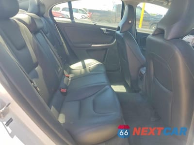 Zdjęcie 10 z 12 samochodu: 2018 VOLVO S60 INSCRIPTION VIN:LYV402TK8JB190046 - miniatura