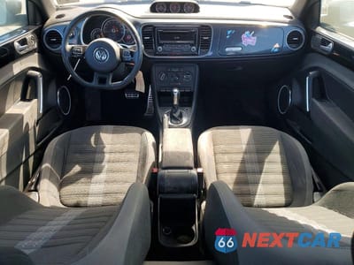 Zdjęcie 8 z 12 samochodu: 2014 VOLKSWAGEN BEETLE TURBO VIN:3VWVS7AT7EM600789 - miniatura
