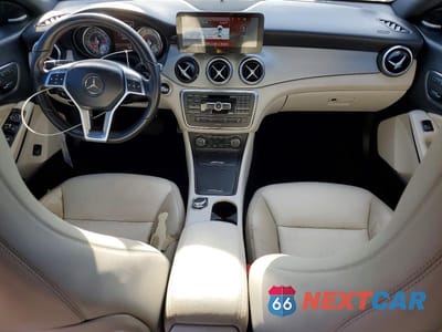 Zdjęcie 8 z 12 samochodu: 2014 MERCEDES-BENZ CLA 250 VIN:WDDSJ4EB7EN035559 - miniatura