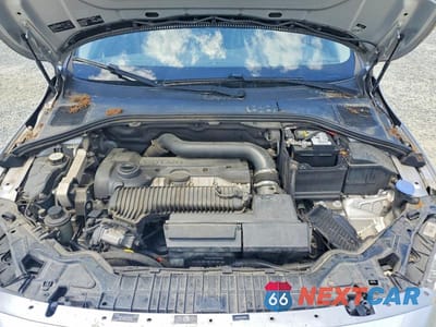 Zdjęcie 11 z 12 samochodu: 2014 VOLVO S60 T5 VIN:YV1612FS7E2298113 - miniatura