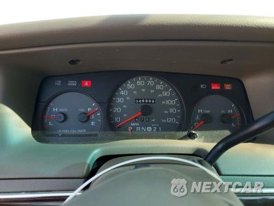 Zdjęcie 9 z 12 samochodu: 2003 MERCURY GRAND MARQUIS GS VIN:2MEFM74W93X644171 - miniatura