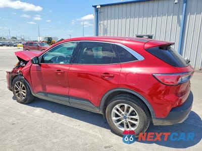 Drugie zdjęcie samochodu z przodu: 2021 FORD ESCAPE SE VIN:1FMCU9G6XMUA09394 - miniatura