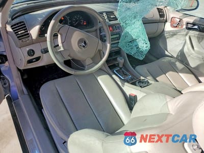 Zdjęcie 8 z 12 samochodu: 1999 MERCEDES-BENZ CLK 320 VIN:WDBLJ65G2XF085593 - miniatura