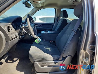 Zdjęcie 7 z 12 samochodu: 2007 CHEVROLET TAHOE K1500 VIN:1GNFK13017R162383 - miniatura