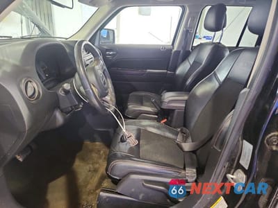 Zdjęcie 7 z 13 samochodu: 2017 JEEP PATRIOT SPORT VIN:1C4NJRBB4HD114271 - miniatura