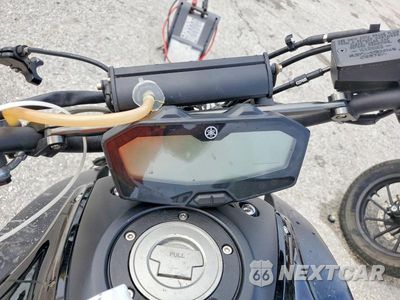 Zdjęcie 7 z 9 samochodu: 2016 YAMAHA FZ07 VIN:JYARM06EXGA005656 - miniatura