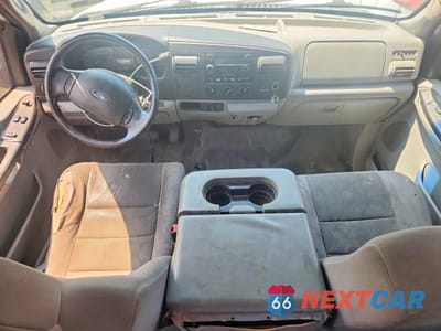 Zdjęcie 8 z 12 samochodu: 2006 FORD F250 SUPER DUTY VIN:1FTSX21546ED27927 - miniatura