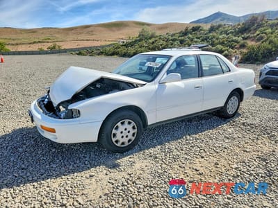 1996 TOYOTA CAMRY LE JT2BG12KXT0346644 - główne zdjęcie licytacji z USA - miniatura