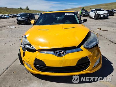 Piąte zdjęcie samochodu w środku: 2012 HYUNDAI VELOSTER BASE VIN:KMHTC6AD2CU054952 - miniatura