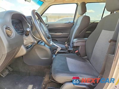 Zdjęcie 7 z 13 samochodu: 2013 JEEP PATRIOT LATITUDE VIN:1C4NJRFBXDD260033 - miniatura