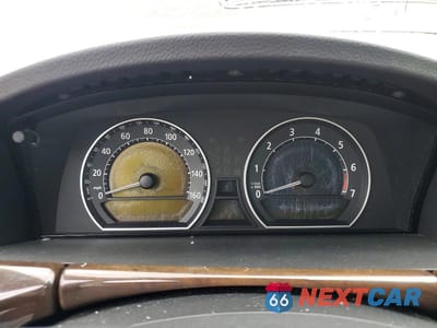 Zdjęcie 9 z 12 samochodu: 2008 BMW 750 LI VIN:WBAHN83538DT78549 - miniatura