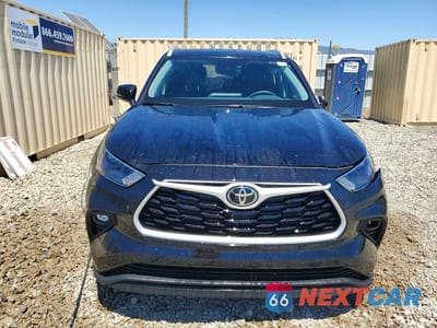 Piąte zdjęcie samochodu w środku: 2026 TOYOTA HIGHLANDER XLE VIN:5TDKDRBH4TS609579 - miniatura