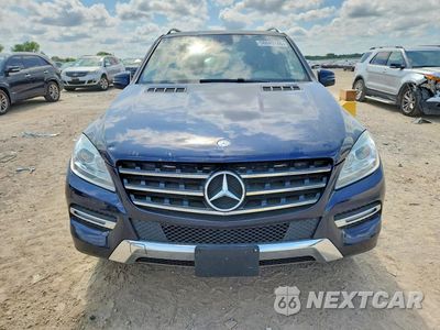 Piąte zdjęcie samochodu w środku: 2015 MERCEDES-BENZ ML 350 4MATIC VIN:4JGDA5HB2FA449163 - miniatura