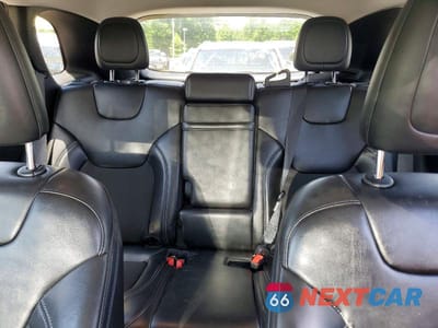 Zdjęcie 10 z 13 samochodu: 2019 JEEP CHEROKEE LATITUDE PLUS VIN:1C4PJMLB0KD346657 - miniatura