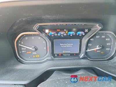 Zdjęcie 9 z 13 samochodu: 2021 GMC YUKON VIN:1GKS2DKL1MR210985 - miniatura