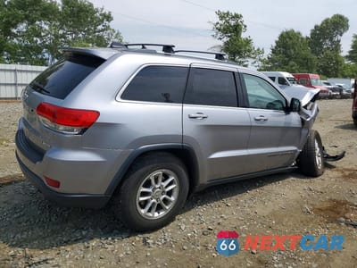 Trzecie zdjęcie samochodu z tyłu: 2019 JEEP GRAND CHEROKEE LAREDO VIN:1C4RJFAG5KC537032 - miniatura