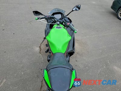 Zdjęcie 6 z 9 samochodu: 2022 KAWASAKI EX650 M VIN:ML5EXEM18NDA65287 - miniatura