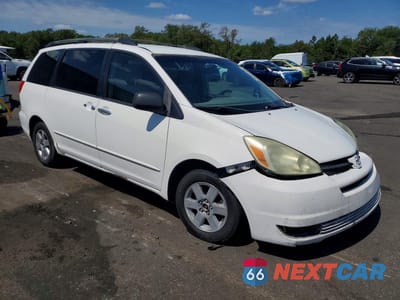 Czwarte zdjęcie samochodu z boku: 2004 TOYOTA SIENNA LE 8 PASSENGER VIN:5TDZA23C44S072232 - miniatura