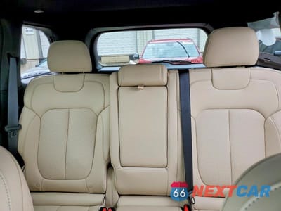 Zdjęcie 10 z 13 samochodu: 2025 JEEP GRAND CHEROKEE LIMITED VIN:1C4RJHBG7SC297122 - miniatura