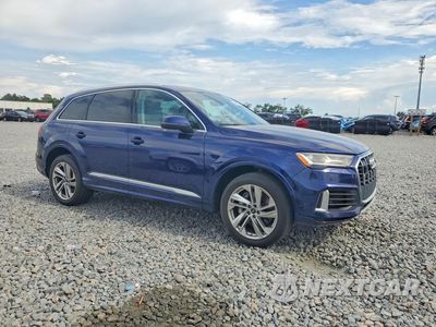 Czwarte zdjęcie samochodu z boku: 2022 AUDI Q7 PREMIUM PLUS VIN:WA1LXBF79ND006740 - miniatura