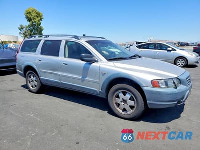 Czwarte zdjęcie samochodu z boku: 2003 VOLVO XC70 VIN:YV1SZ59H831102515 - miniatura
