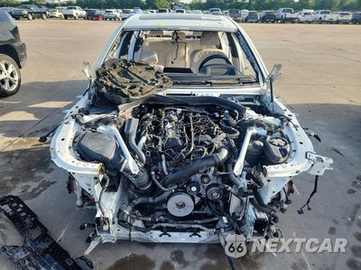 Piąte zdjęcie samochodu w środku: 2021 BMW 740 I VIN:WBA7T2C07MCF88819 - miniatura