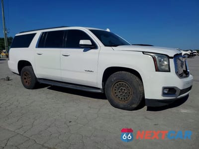 Czwarte zdjęcie samochodu z boku: 2016 GMC YUKON XL DENALI VIN:1GKS2GKC6GR269407 - miniatura