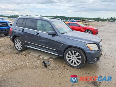 Czwarte zdjęcie samochodu z boku: 2011 MERCEDES-BENZ GLK 350 4MATIC VIN:WDCGG8HBXBF557054 - miniatura