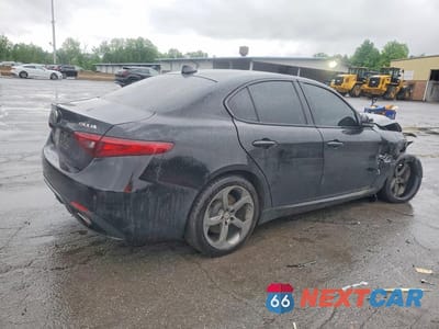 Trzecie zdjęcie samochodu z tyłu: 2018 ALFA ROMEO GIULIA Q4 VIN:ZARFAEDN3J7565884 - miniatura