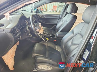 Zdjęcie 7 z 13 samochodu: 2021 PORSCHE MACAN GTS VIN:WP1AG2A54MLB54025 - miniatura