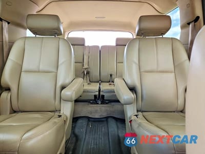 Zdjęcie 10 z 14 samochodu: 2007 CHEVROLET SUBURBAN K1500 VIN:1GNFK163X7J261370 - miniatura