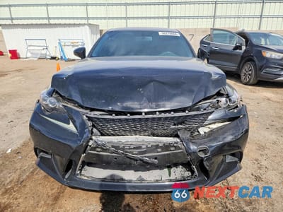 Piąte zdjęcie samochodu w środku: 2016 LEXUS IS 200T VIN:JTHBA1D20G5033146 - miniatura