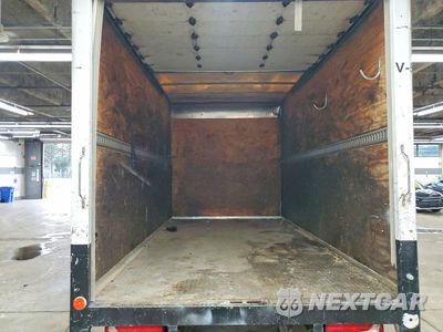 Zdjęcie 10 z 13 samochodu: 2015 MERCEDES BENZ SPRINTER BOX TRUCK VIN:WDAPF4CC5F9627441 - miniatura