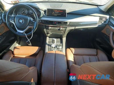 Zdjęcie 8 z 13 samochodu: 2016 BMW X5 XDRIVE35I VIN:5UXKR0C59G0S92505 - miniatura