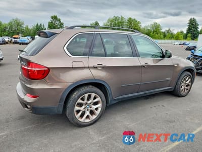 Trzecie zdjęcie samochodu z tyłu: 2013 BMW X5 XDRIVE35I VIN:5UXZV4C50D0B06897 - miniatura