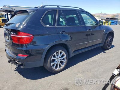 Trzecie zdjęcie samochodu z tyłu: 2011 BMW X5 XDRIVE35I VIN:5UXZV4C5XBL404768 - miniatura